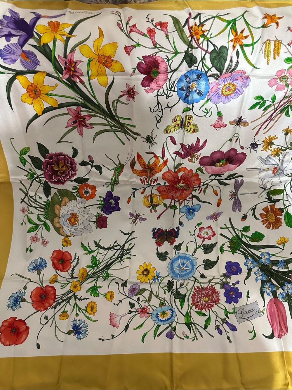 GUCCI ❤️🌟 FLORAL SILK SCARF W/ VIBRANT BOTANICAL PRINT ITEM # 1224177 ⭐️